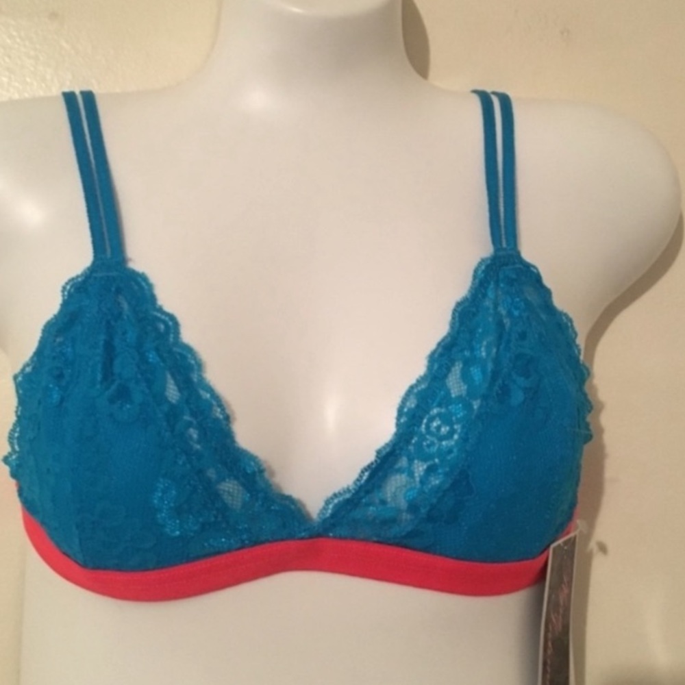 Pink & blue lace bralette size medium. New with tags